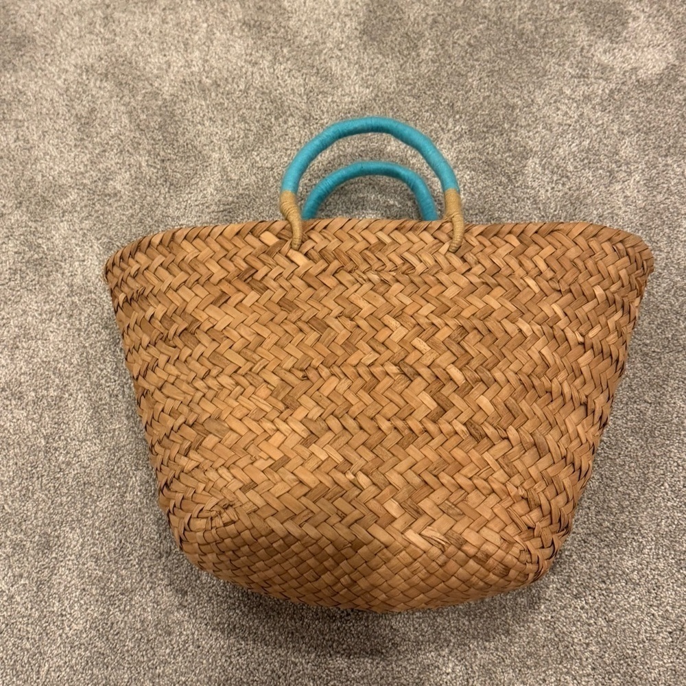 Kayu St. Tropez tote large blue handles and tassel straw basket bag - Picture 4 of 9